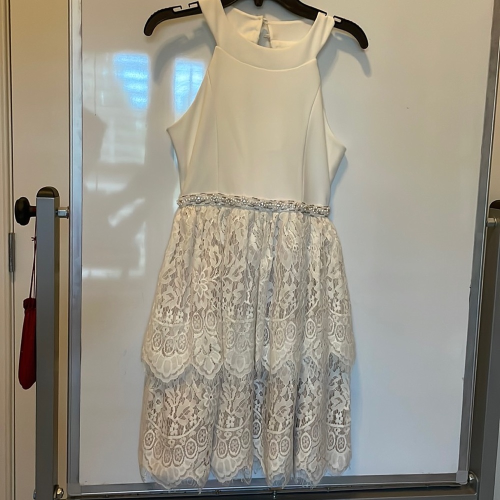 Elegant girls dress. Excellent condition